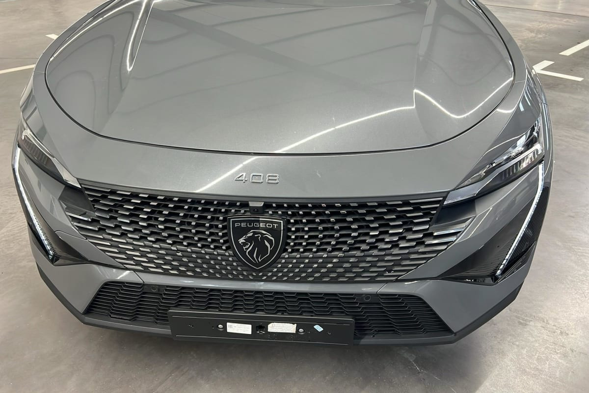 Vente en ligne Peugeot 408 Hybrid 145 e-DCS6 Allure au prix de 22 950 €