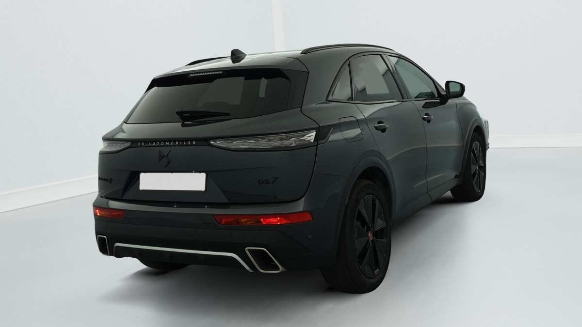 Vente en ligne Ds DS7 Crossback Hybride Rechargeable E-Tense 300 EAT8 4x4 Performance Line + au prix de 37 780 €