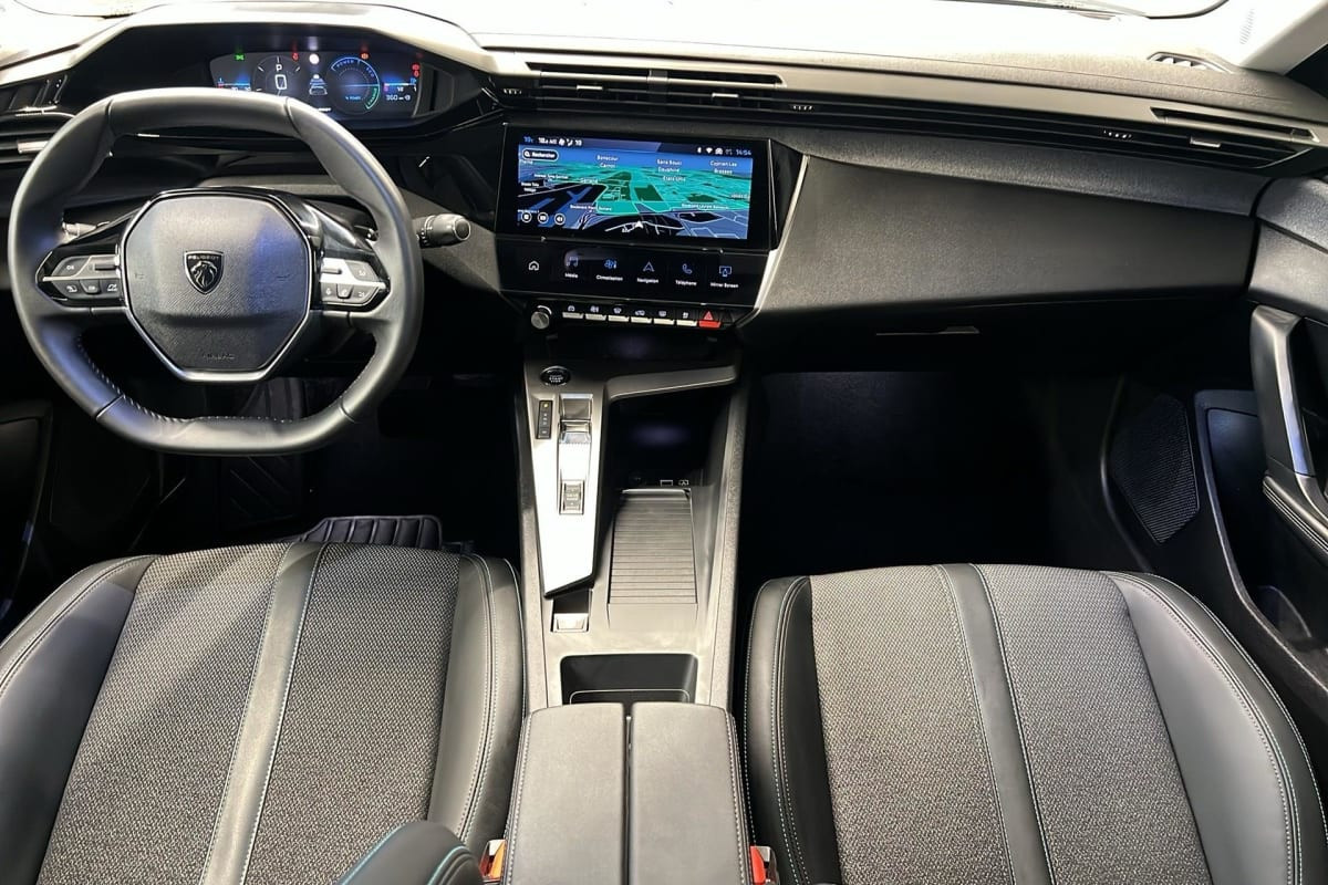 Vente en ligne Peugeot 408 Hybrid 145 e-DCS6 Allure au prix de 22 950 €