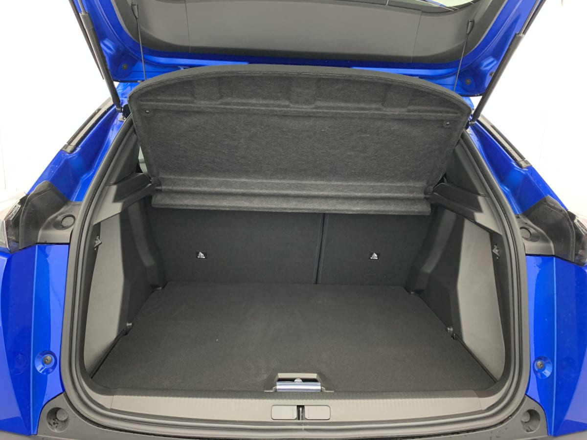 Vente en ligne Peugeot 2008 PureTech 130 S S BVM6 Allure Pack au prix de 16 150 €