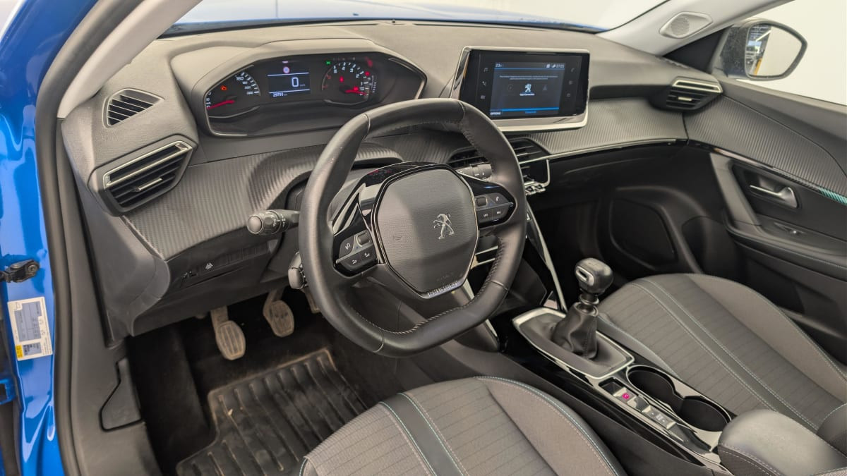 Vente en ligne Peugeot 2008 PureTech 130 S S BVM6 Allure Pack au prix de 16 150 €
