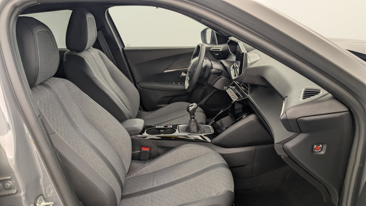Vente en ligne Peugeot 2008 100 S S BVM6 Allure au prix de 19 240 €
