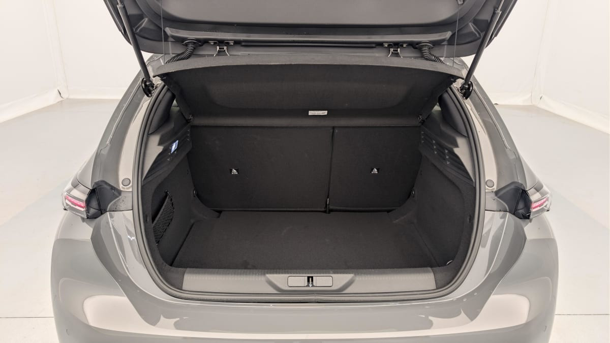 Vente en ligne Peugeot 308 Hybrid 145 e-DCS6 Allure au prix de 25 010 €