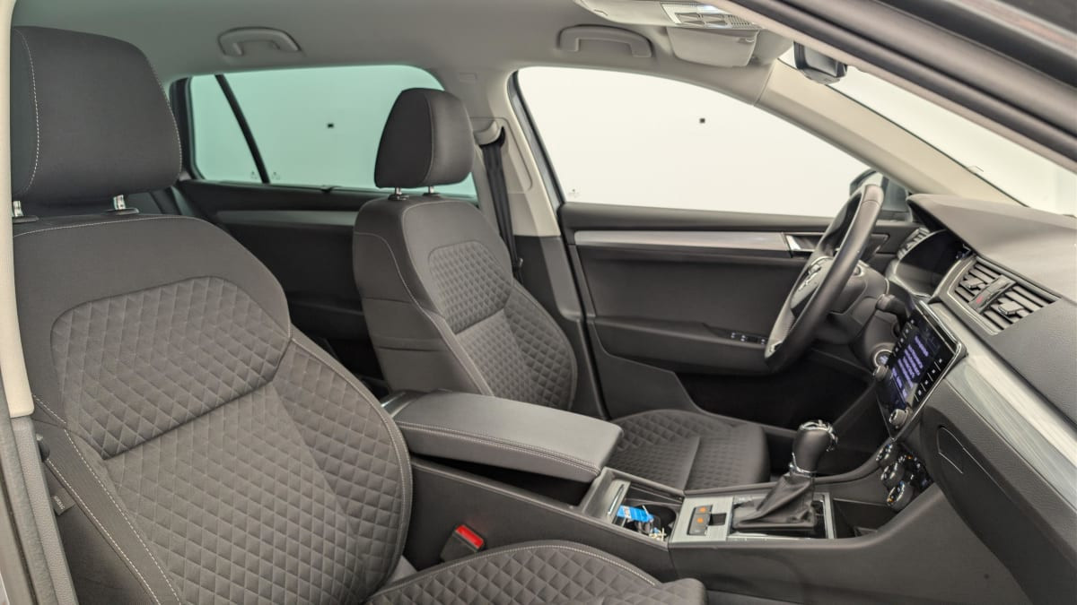 Vente en ligne Skoda Superb 2.0 TDI 150 SCR DSG7 BUSINESS au prix de 24 390 €