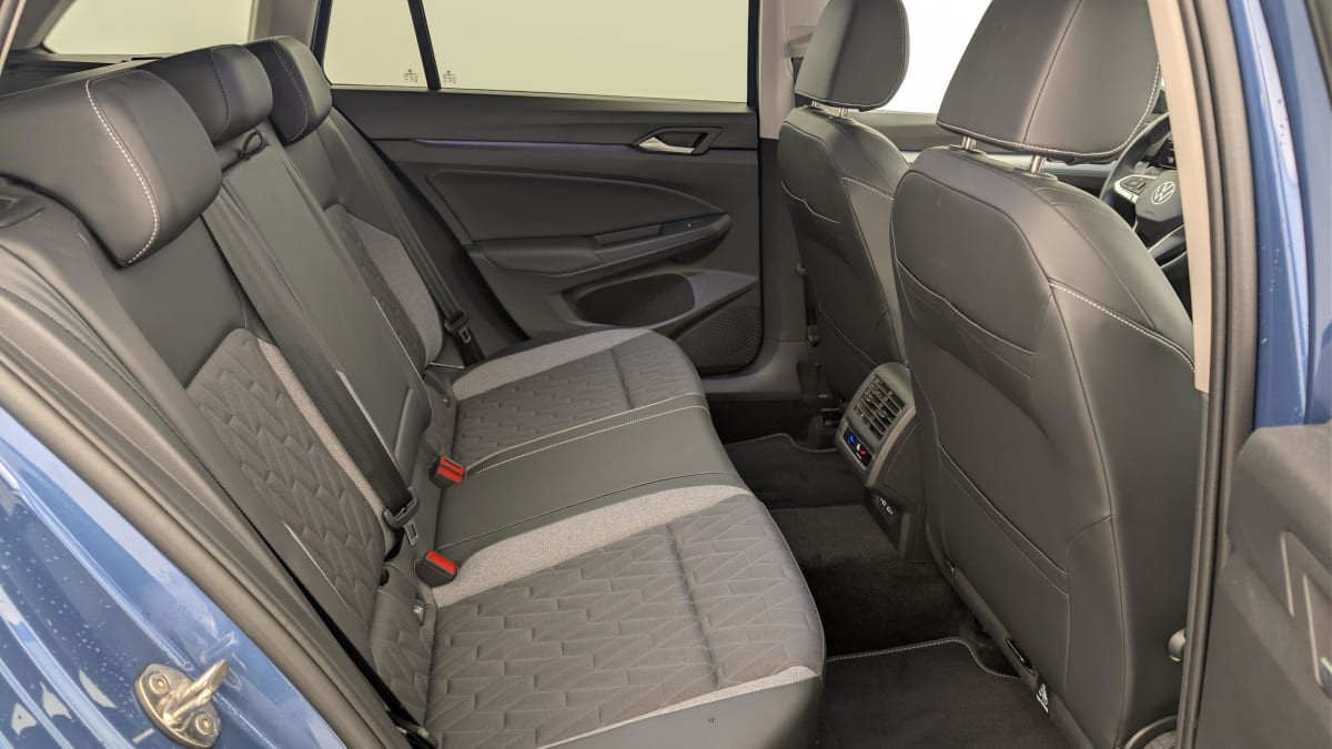 Vente en ligne Volkswagen Golf SW 2.0 TDI 116 BVM6 LIFE PLUS au prix de 26 450 €