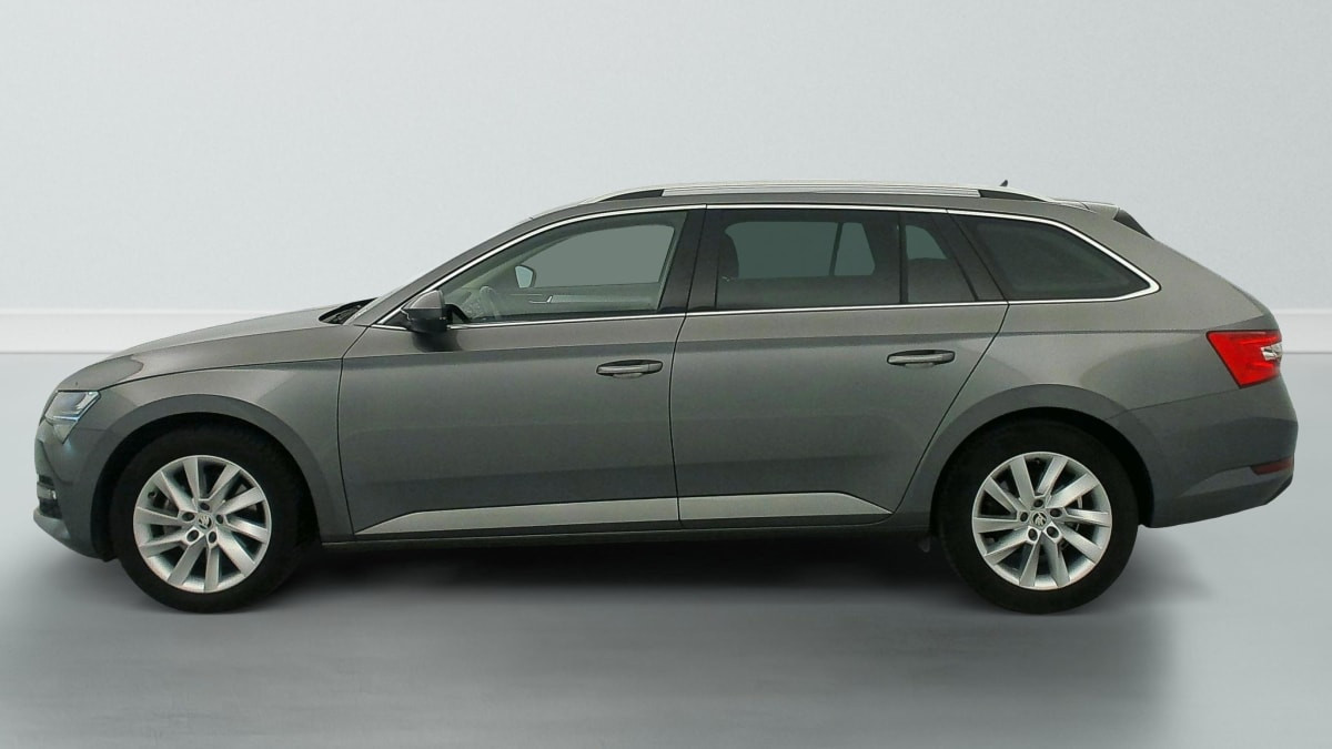 Vente en ligne Skoda Superb 2.0 TDI 150 SCR DSG7 BUSINESS au prix de 24 390 €