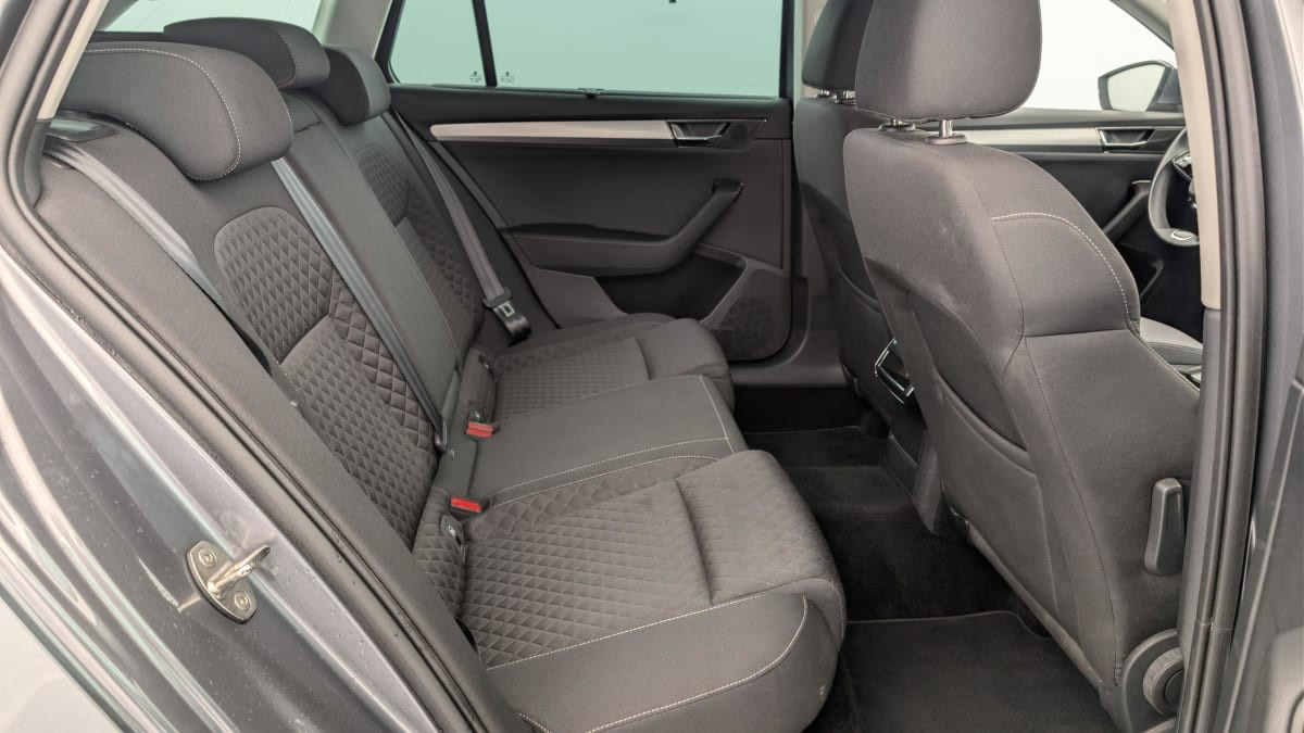 Vente en ligne Skoda Superb 2.0 TDI 150 SCR DSG7 BUSINESS au prix de 24 390 €