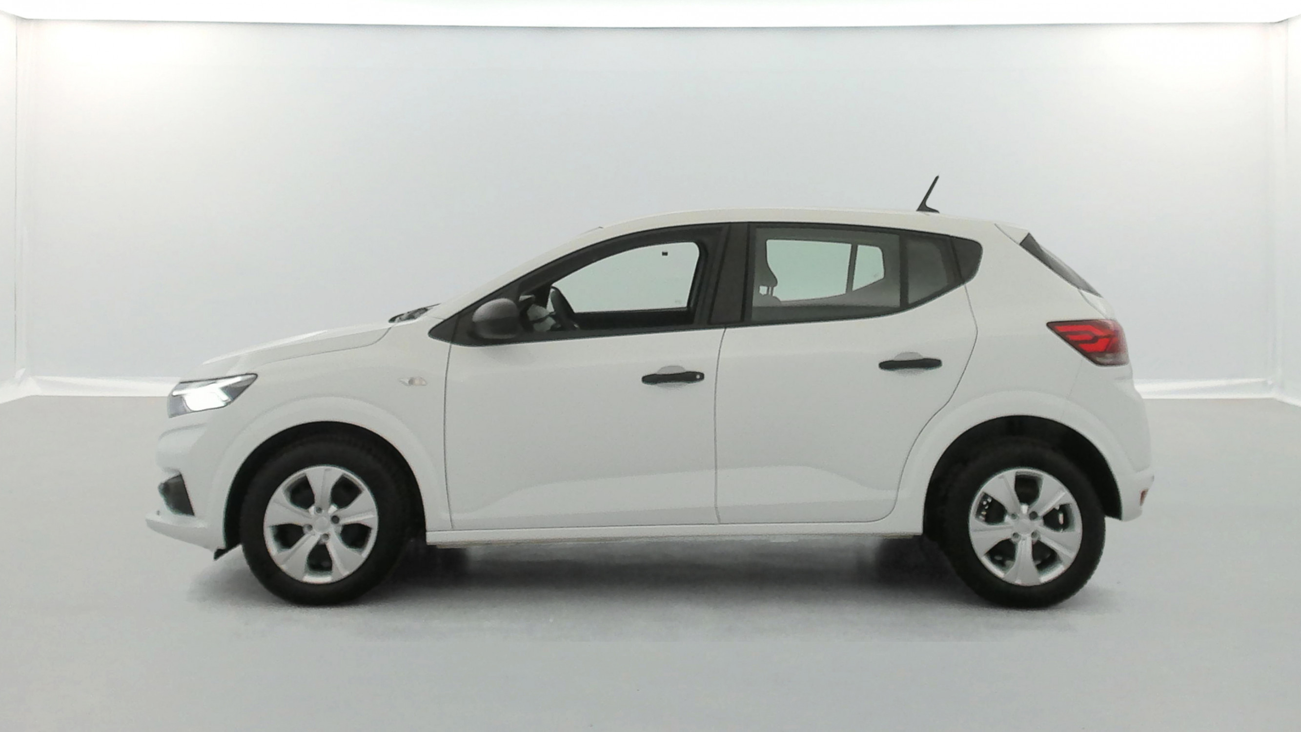 Vente en ligne Dacia Sandero 1.0 SCe 65ch Essential au prix de 11 990 €