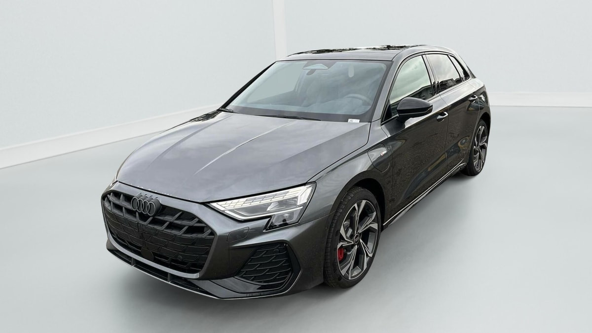 Audi A3 45 TFSI E HYBRIDE RECHARGEABLE 272 S TRONIC 6 S LINE occasion de 2026 en vente à Rennes