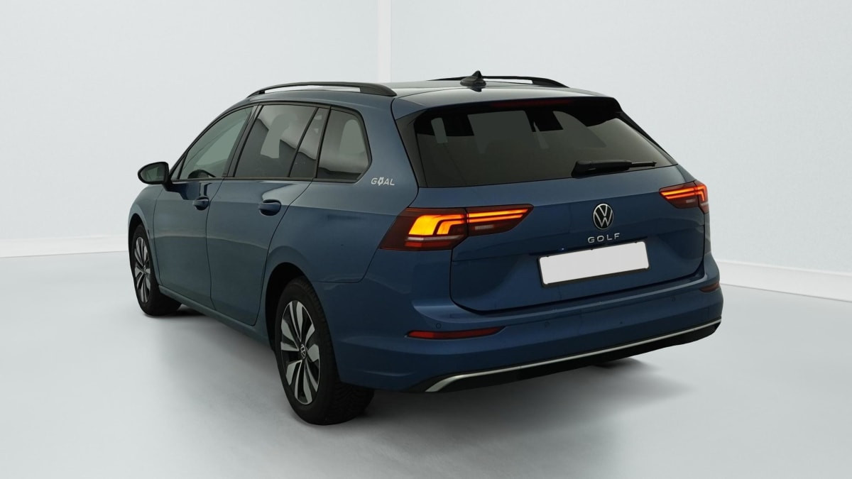 Vente en ligne Volkswagen Golf SW 2.0 TDI 116 BVM6 LIFE PLUS au prix de 26 450 €