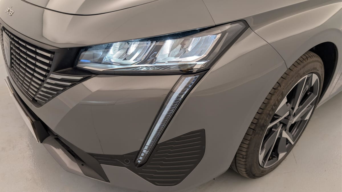 Vente en ligne Peugeot 308 Hybrid 145 e-DCS6 Allure au prix de 25 010 €