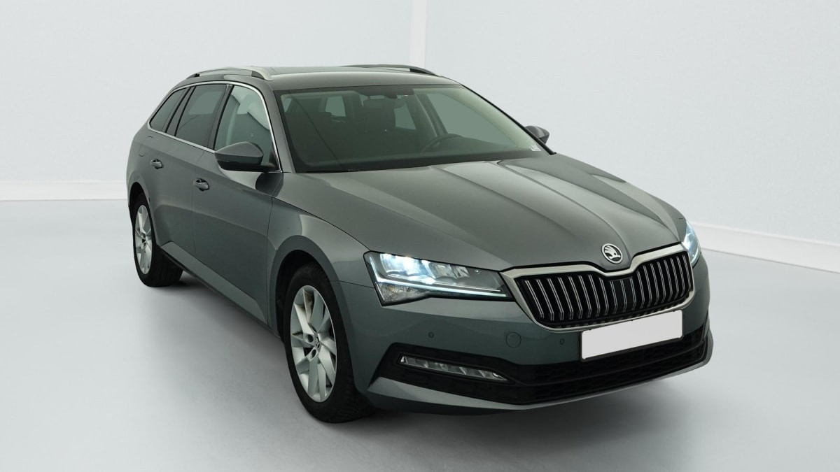 Vente en ligne Skoda Superb 2.0 TDI 150 SCR DSG7 BUSINESS au prix de 24 390 €
