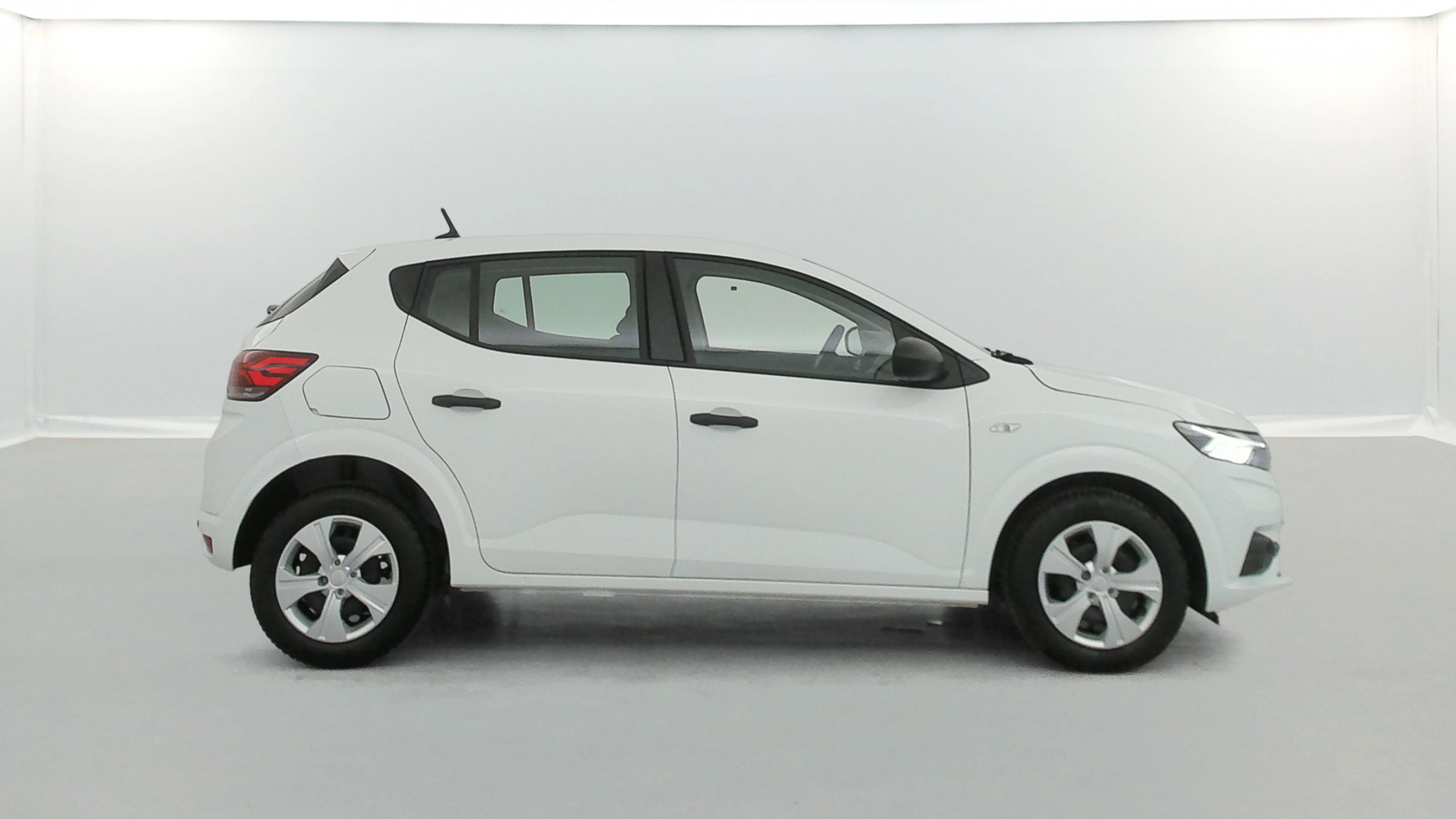 Vente en ligne Dacia Sandero 1.0 SCe 65ch Essential au prix de 11 990 €