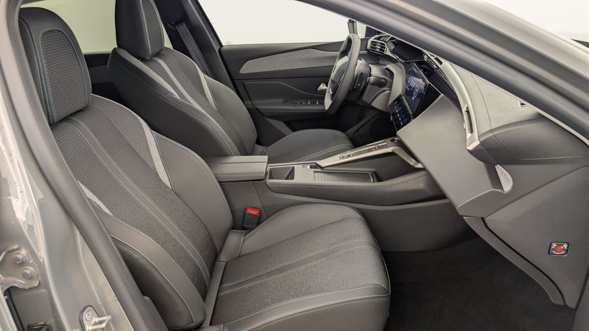 Vente en ligne Peugeot 308 Hybrid 145 e-DCS6 Allure au prix de 25 010 €