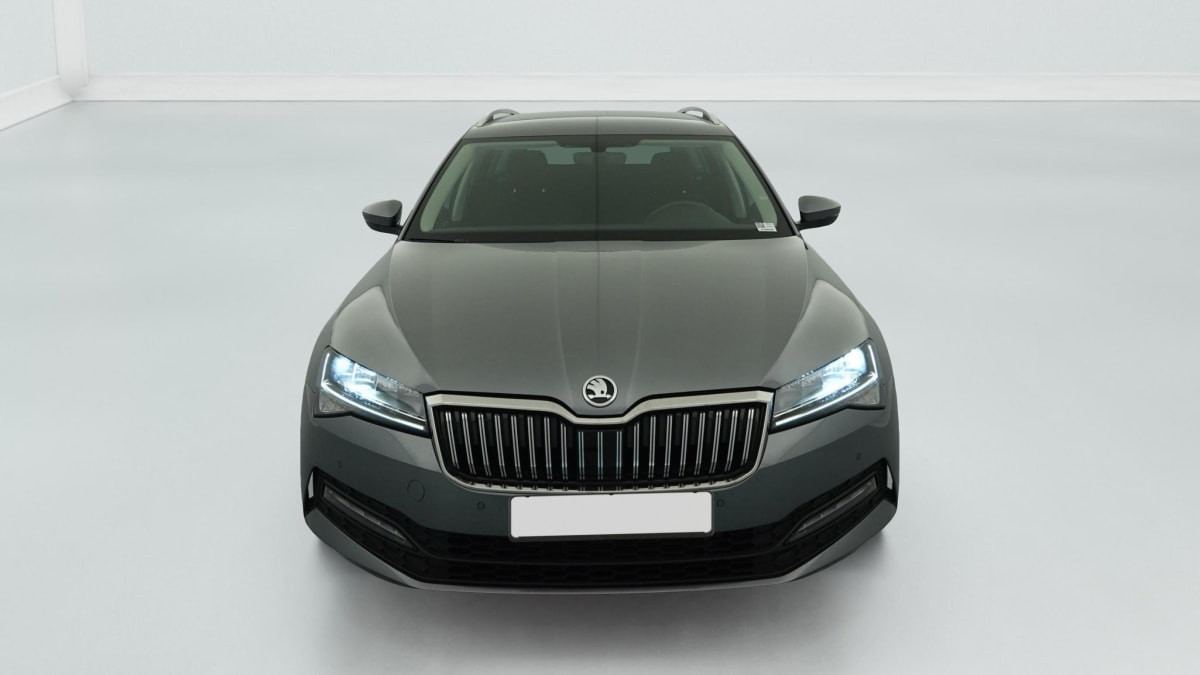 Vente en ligne Skoda Superb 2.0 TDI 150 SCR DSG7 BUSINESS au prix de 24 390 €