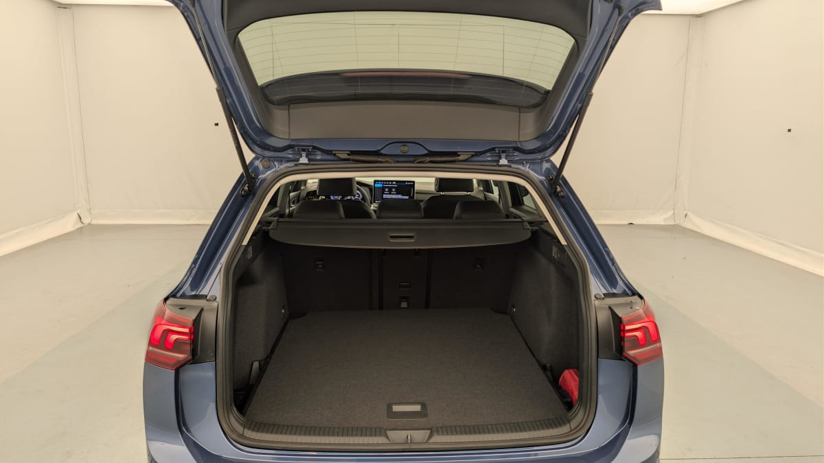 Vente en ligne Volkswagen Golf SW 2.0 TDI 116 BVM6 LIFE PLUS au prix de 26 450 €
