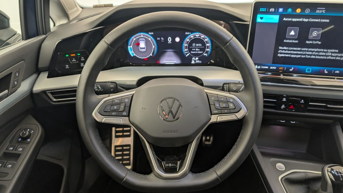 Vente en ligne Volkswagen Golf SW 2.0 TDI 116 BVM6 LIFE PLUS au prix de 26 450 €