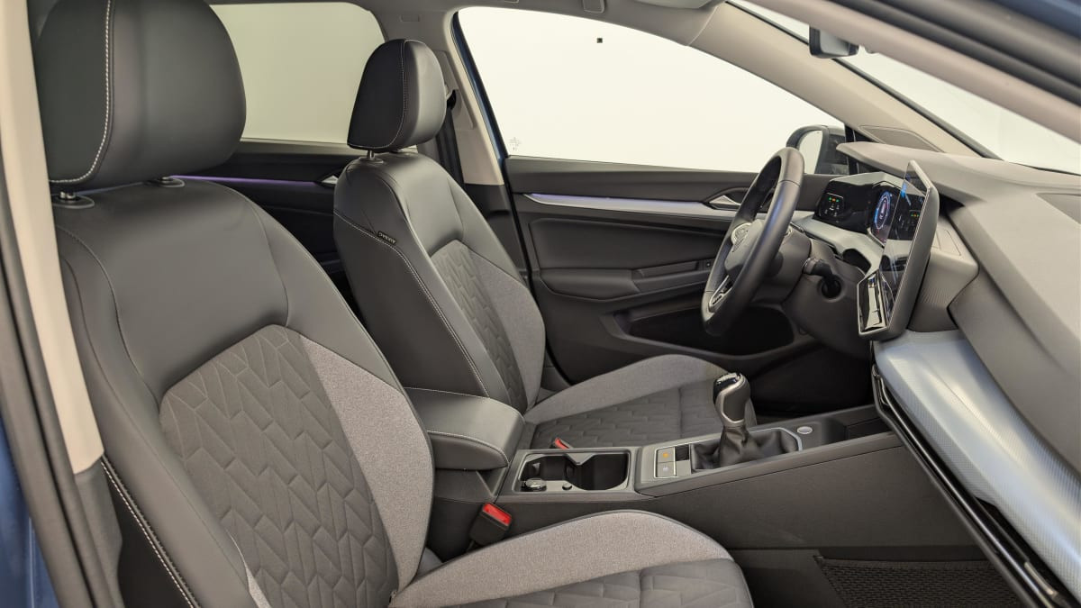 Vente en ligne Volkswagen Golf SW 2.0 TDI 116 BVM6 LIFE PLUS au prix de 26 450 €
