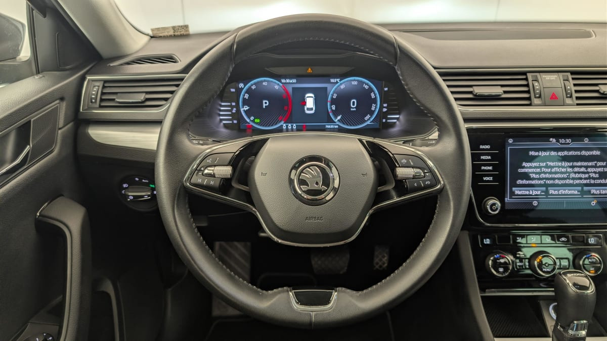 Vente en ligne Skoda Superb 2.0 TDI 150 SCR DSG7 BUSINESS au prix de 24 390 €