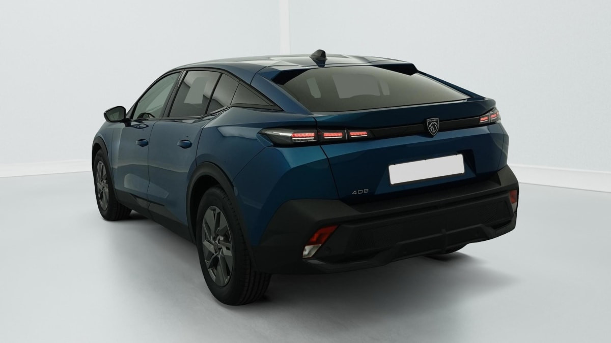 Vente en ligne Peugeot 408 Hybrid 145 e-DCS6 Allure au prix de 22 850 €