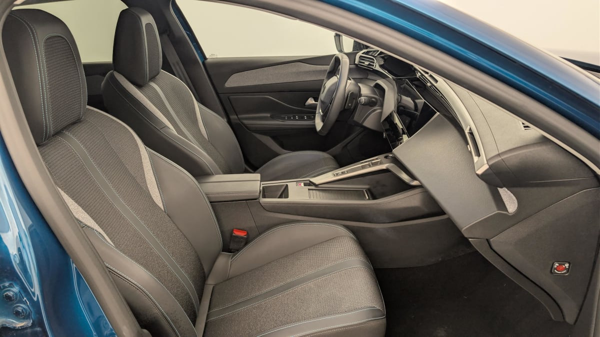 Vente en ligne Peugeot 408 Hybrid 145 e-DCS6 Allure au prix de 22 850 €