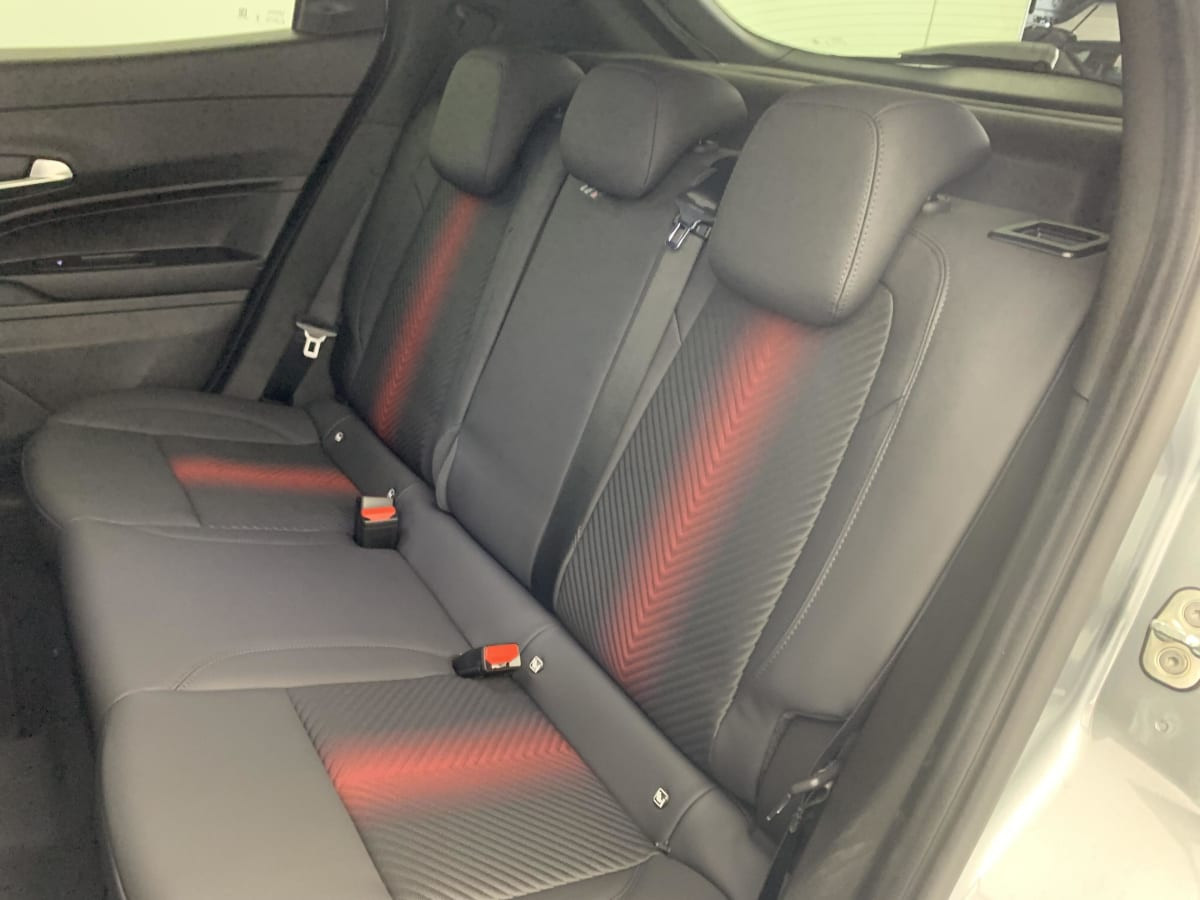 Vente en ligne Alfa Romeo Junior 1.2 Ibrida 145 ch e-DCT6 Ti au prix de 29 340 €