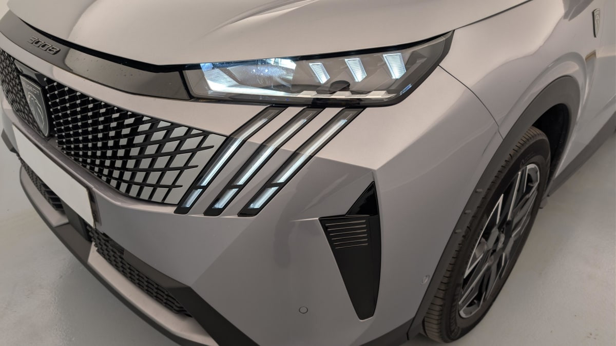 Vente en ligne Peugeot 3008 Hybrid 145 e-DCS6 GT au prix de 28 510 €