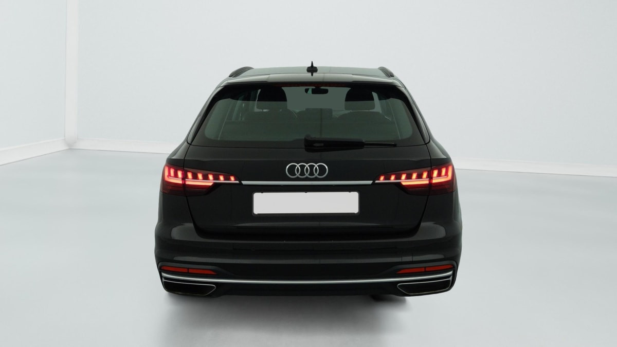 Vente en ligne Audi A4 Avant 35 TDI 163 S tronic 7 Design au prix de 27 480 €