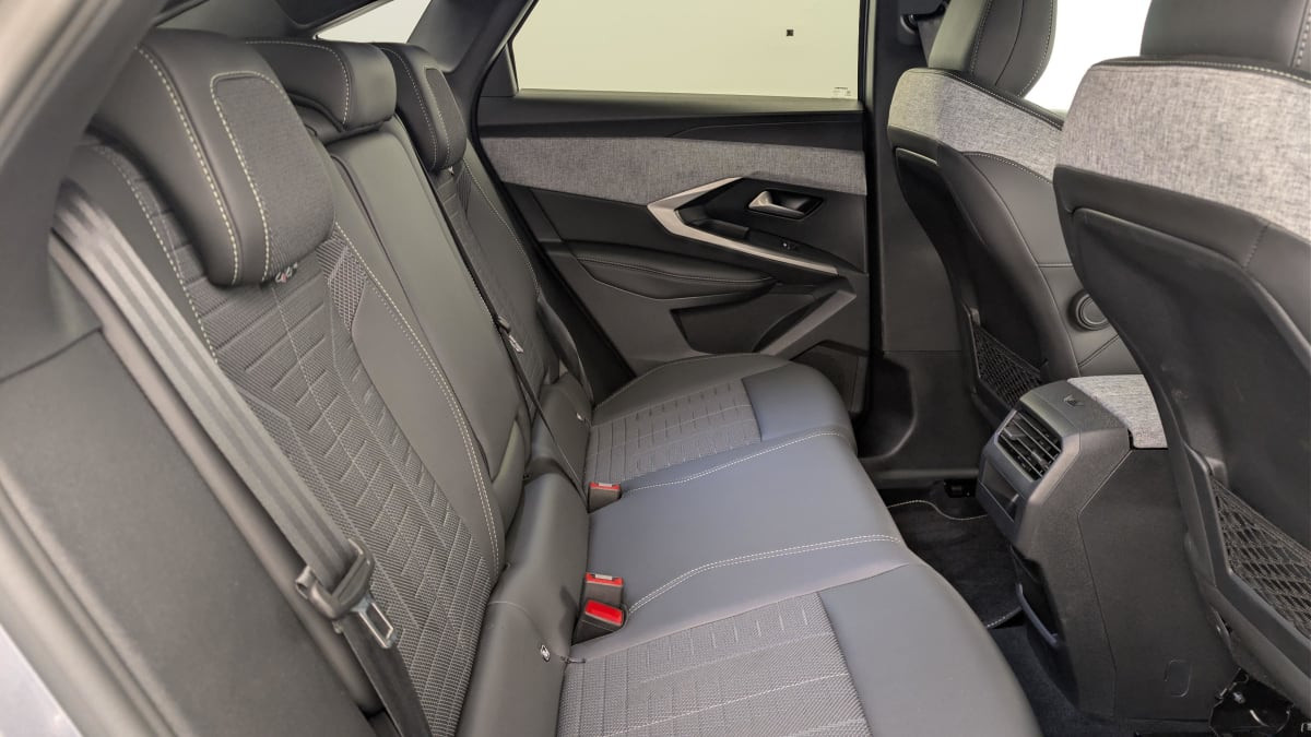 Vente en ligne Peugeot 3008 Hybrid 145 e-DCS6 GT au prix de 28 510 €