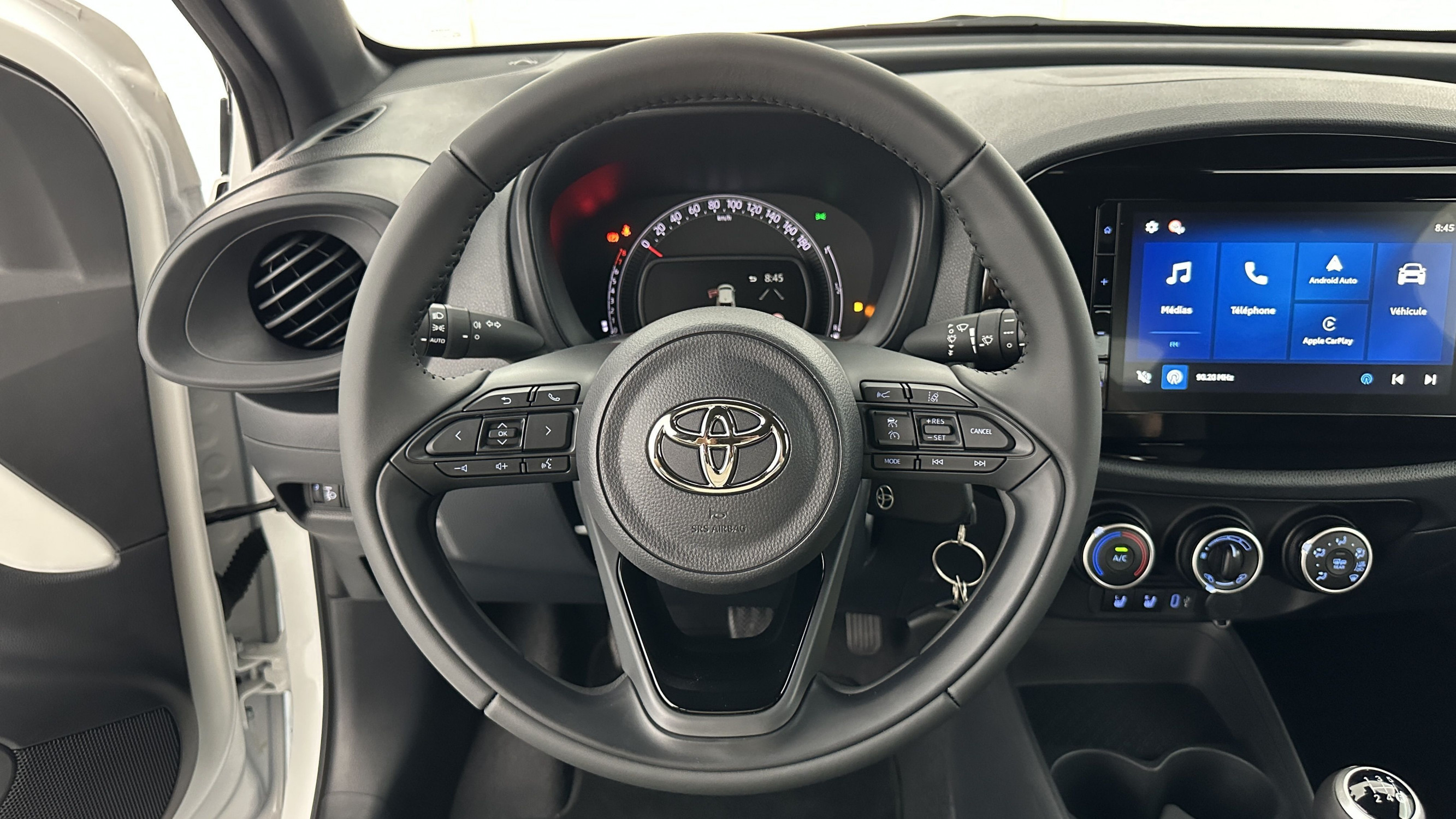 Vente en ligne Toyota Aygo X AYGO X 1.0 VVT-i 72ch Dynamic  au prix de 17 500 €