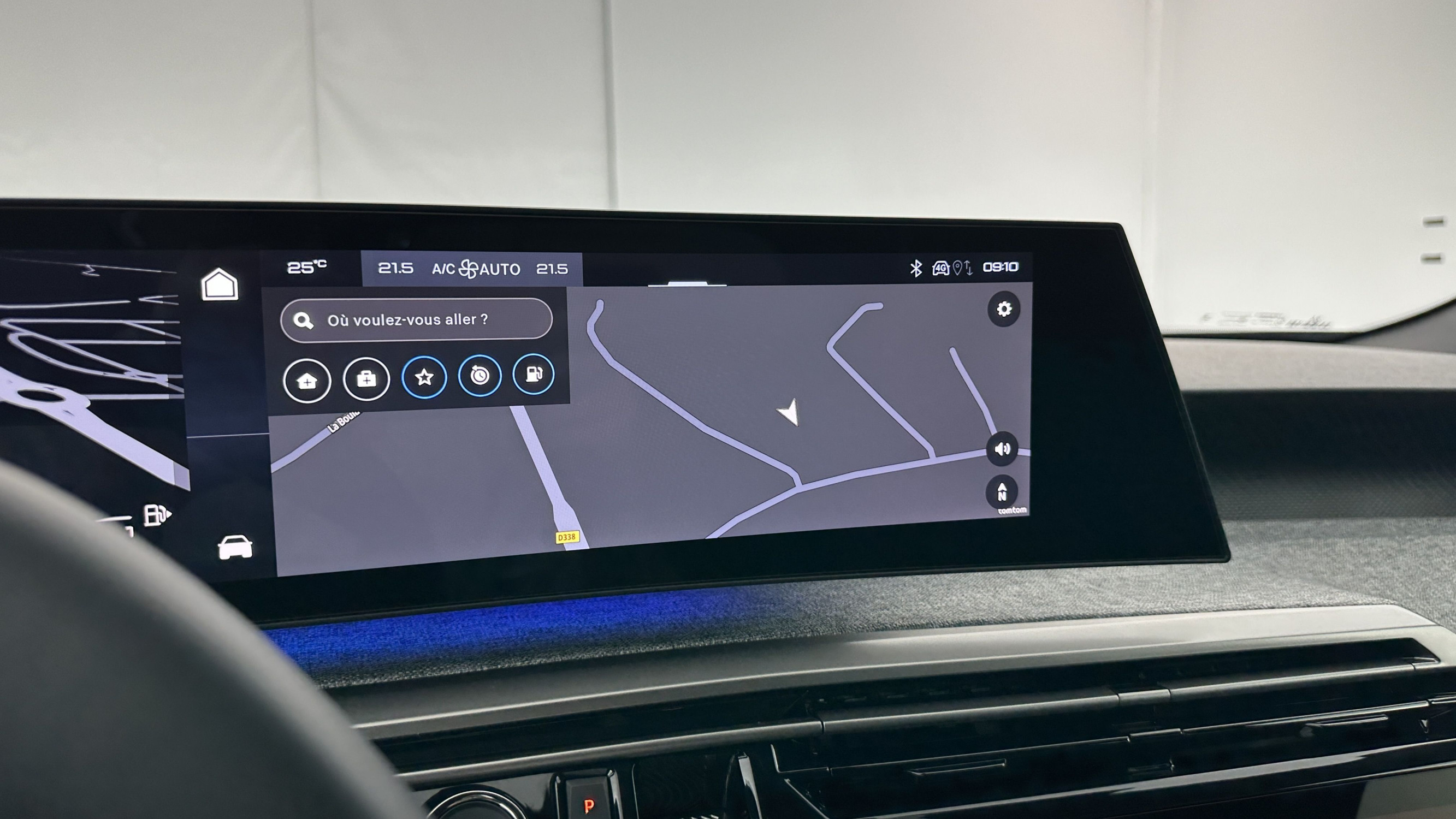 Vente en ligne Peugeot 5008 5008 III 1.2 Hybrid 145ch Allure e-DCS6 au prix de 29 900 €