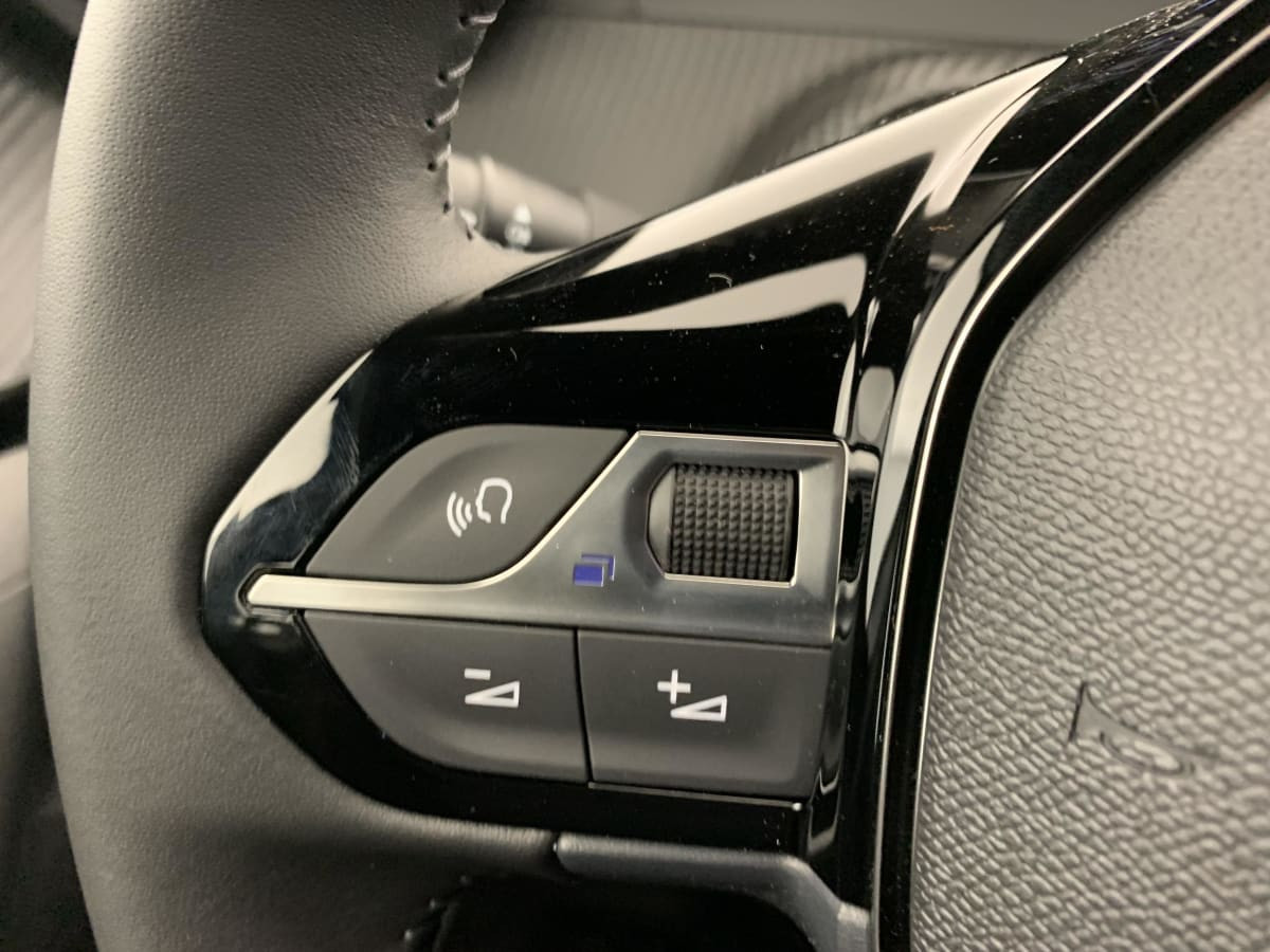 Vente en ligne Peugeot 2008 100 S S BVM6 Style au prix de 19 340 €