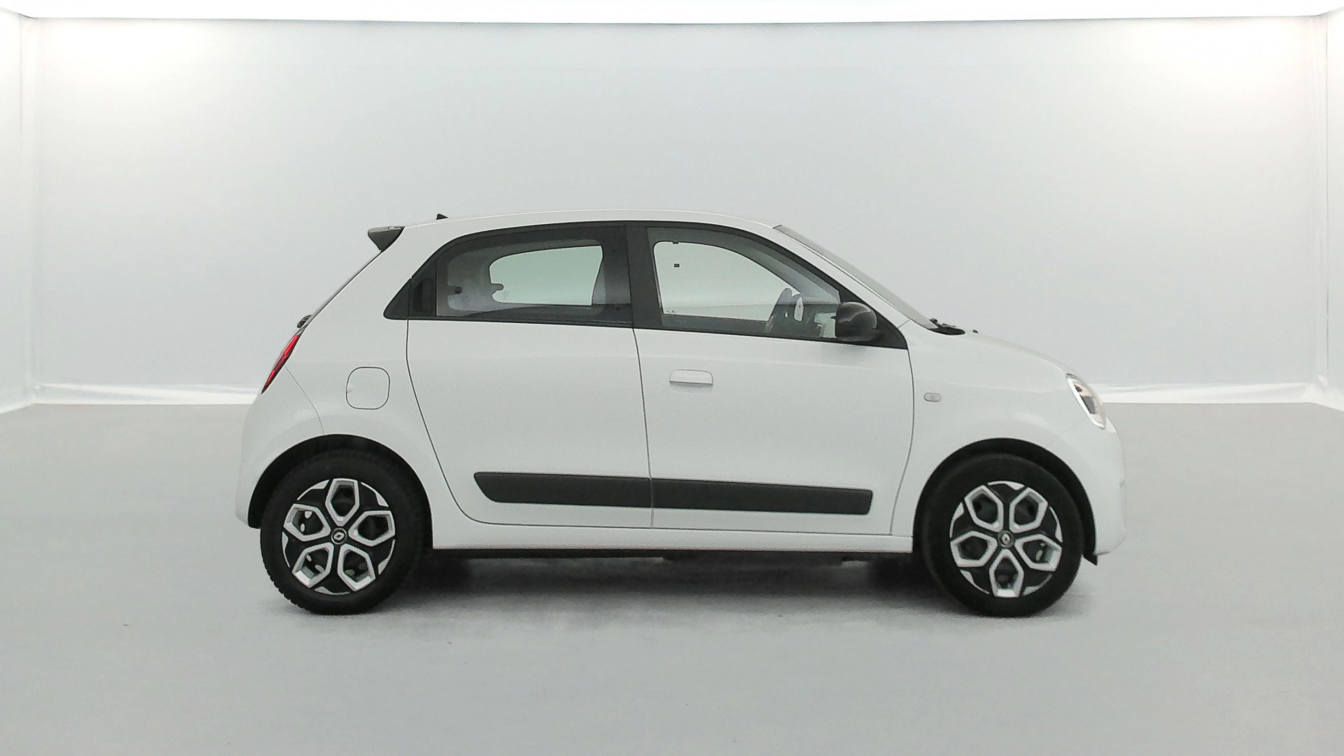 Vente en ligne Renault Twingo 3 E-Tech Electric Equilibre R80 Achat Intégral au prix de 11 990 €