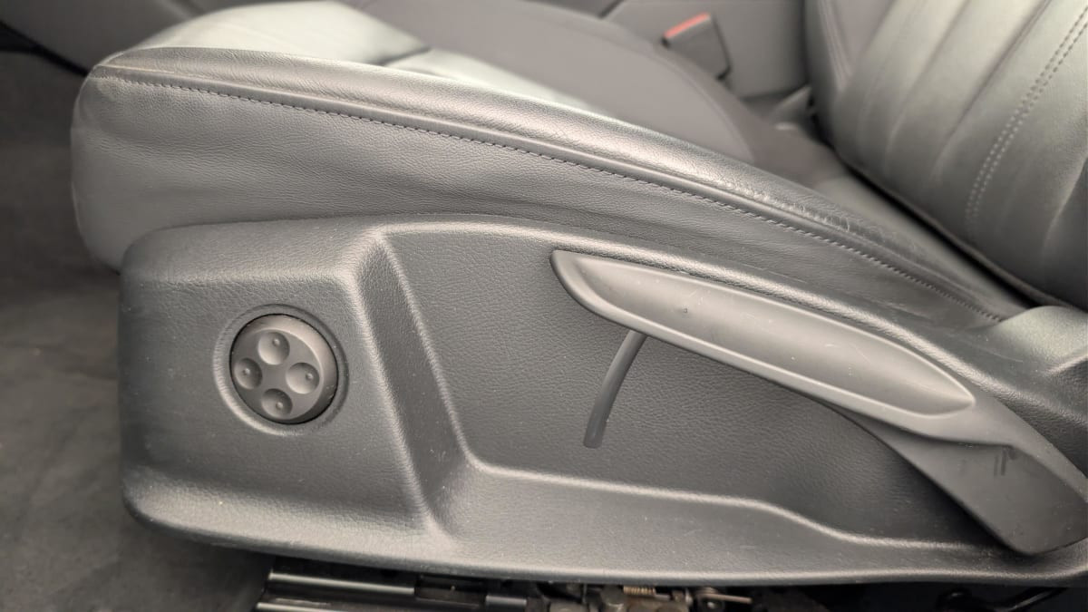 Vente en ligne Audi A4 35 TFSI 150 S tronic 7 Design au prix de 20 270 €