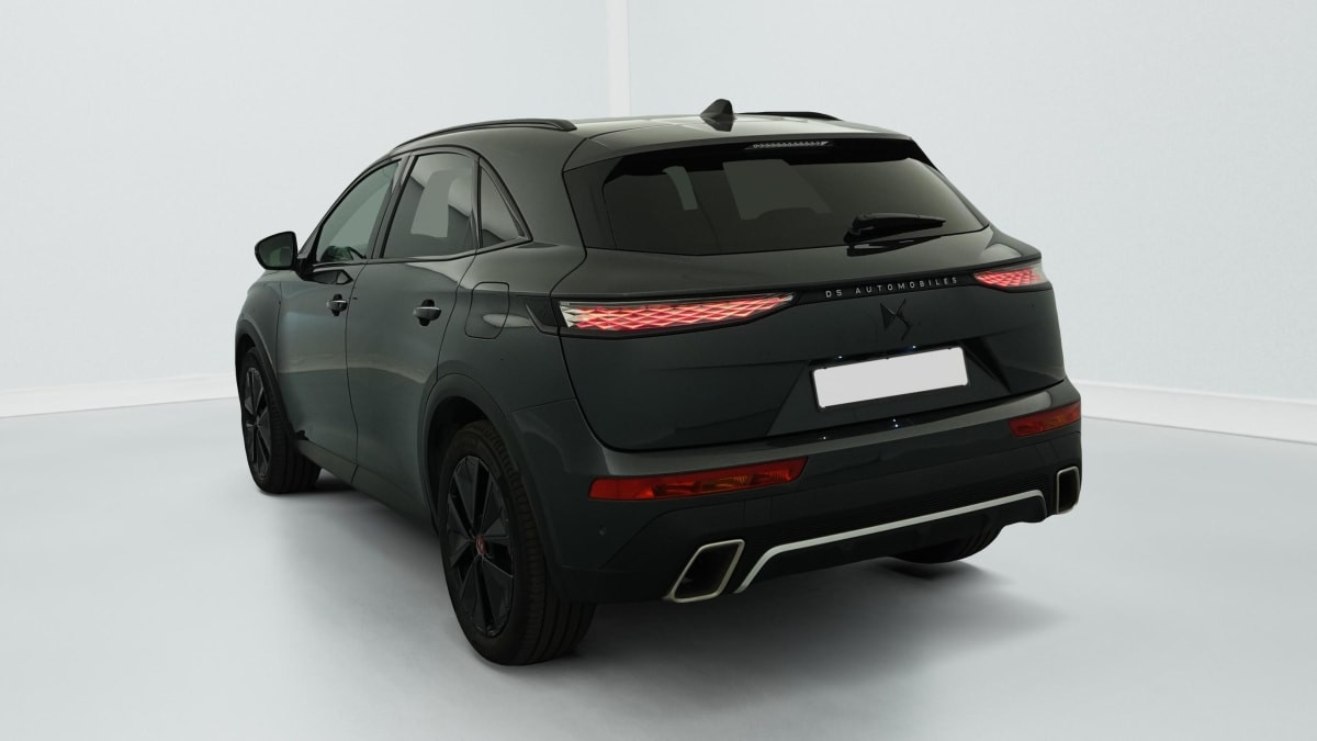 Vente en ligne Ds DS7 Crossback Hybride Rechargeable E-Tense 300 EAT8 4x4 Performance Line + au prix de 37 780 €