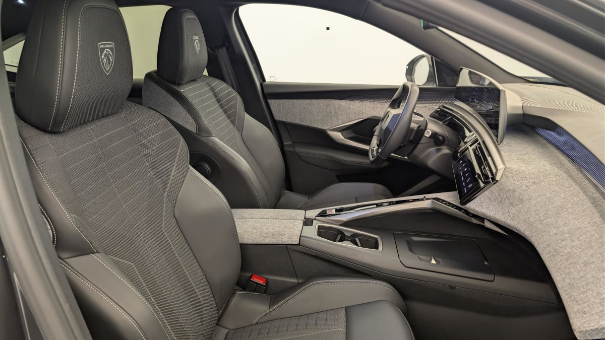 Vente en ligne Peugeot 3008 Hybrid 145 e-DCS6 GT au prix de 28 510 €