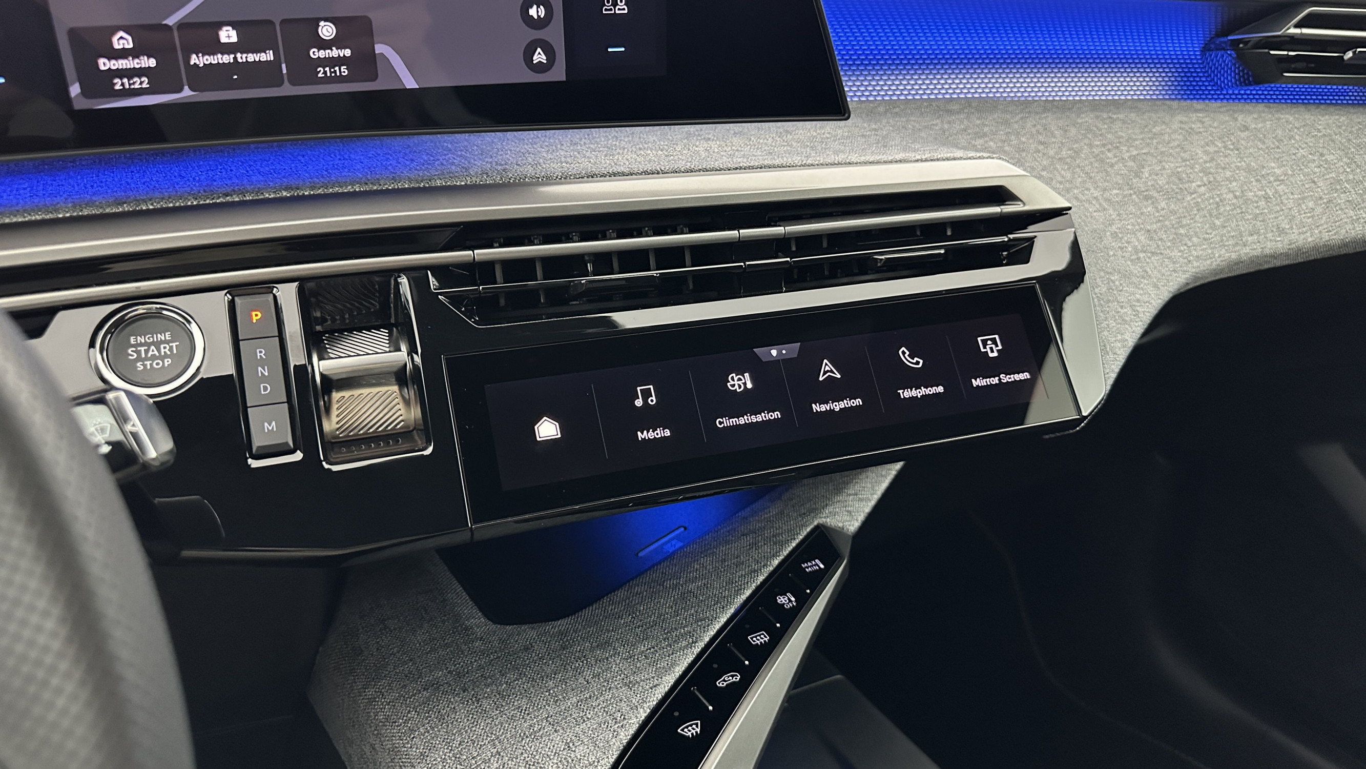 Vente en ligne Peugeot 5008 5008 III 1.2 Hybrid 145ch GT e-DCS6 au prix de 33 910 €