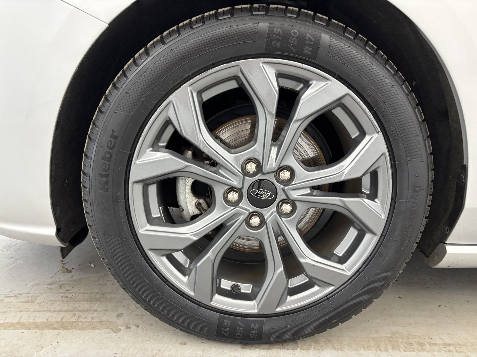 Vente en ligne Ford Focus SW 1.0 EcoBoost 125ch ST-Line au prix de 16 990 €