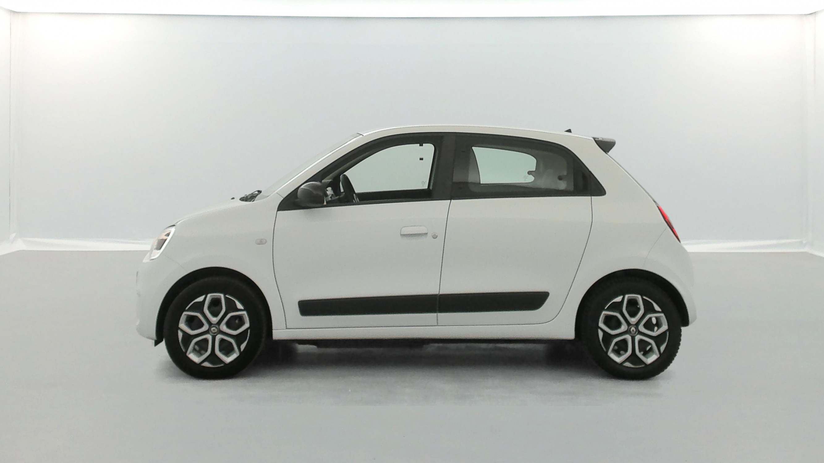 Vente en ligne Renault Twingo 3 E-Tech Electric Equilibre R80 Achat Intégral au prix de 11 990 €