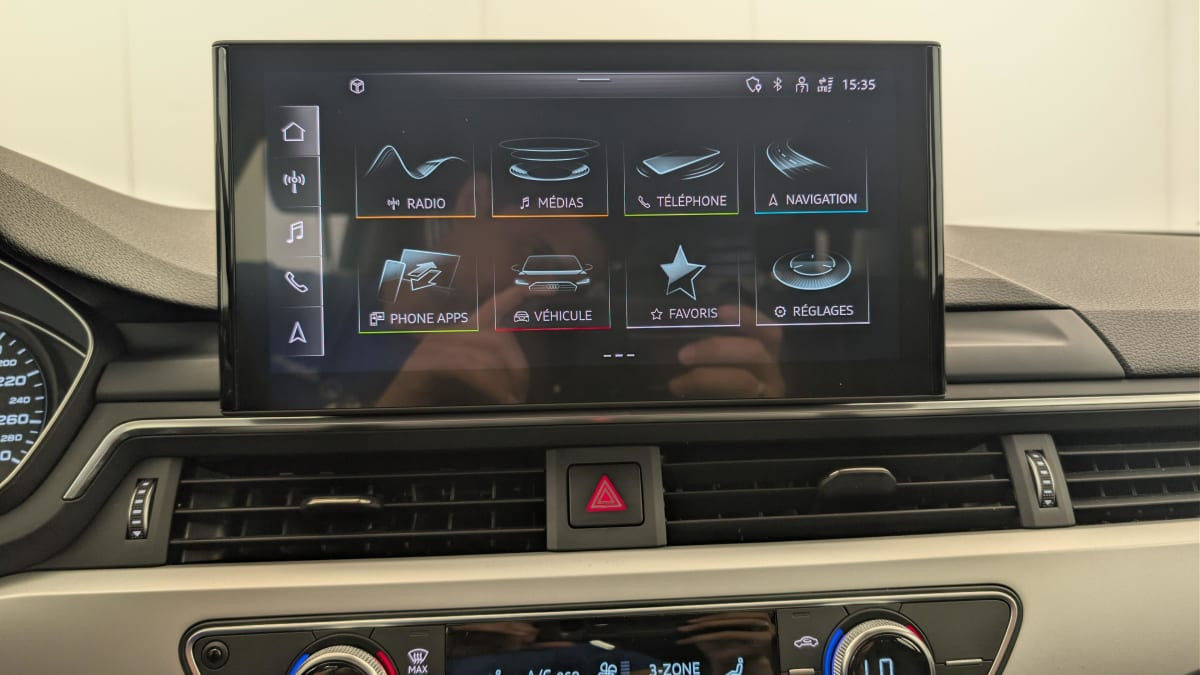 Vente en ligne Audi A4 35 TFSI 150 S tronic 7 Design au prix de 20 270 €