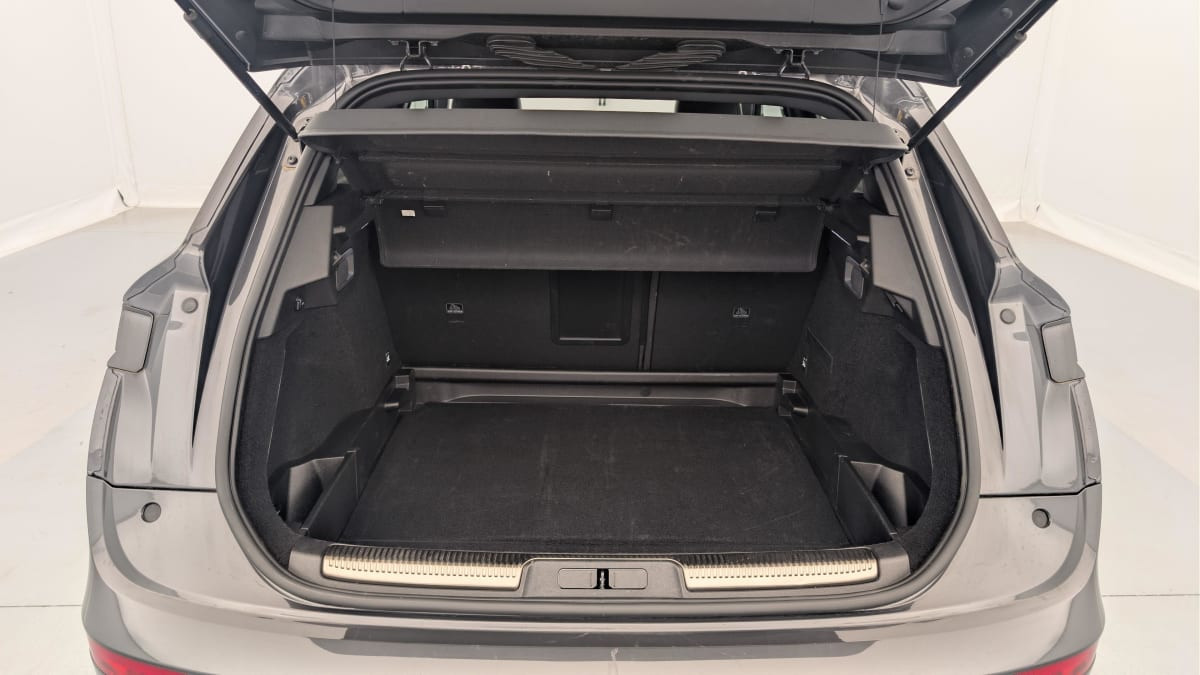 Vente en ligne Ds DS7 Crossback Hybride Rechargeable E-Tense 300 EAT8 4x4 Performance Line + au prix de 37 780 €