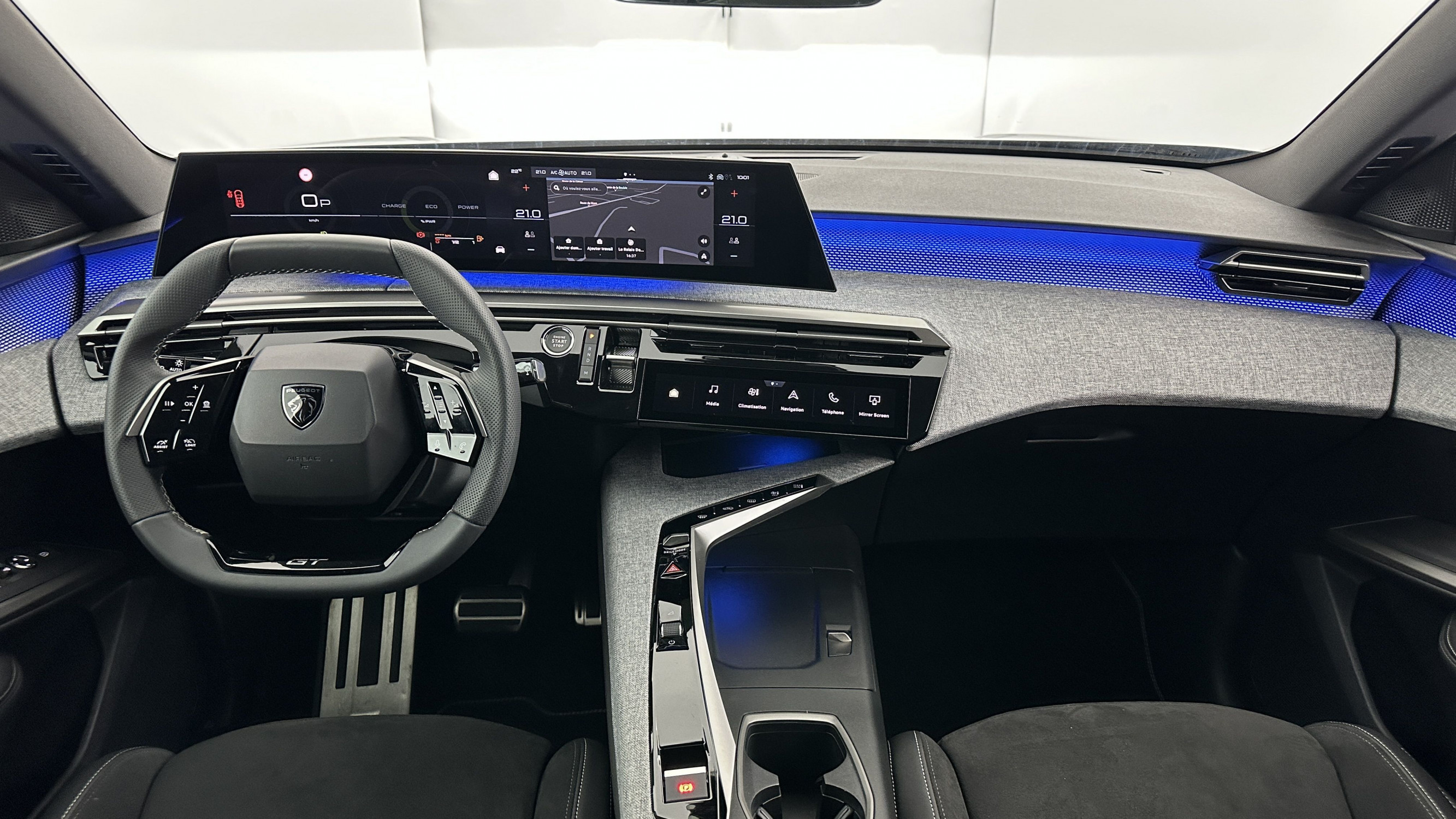 Vente en ligne Peugeot 5008 5008 III 1.2 Hybrid 145ch GT e-DCS6 au prix de 33 910 €