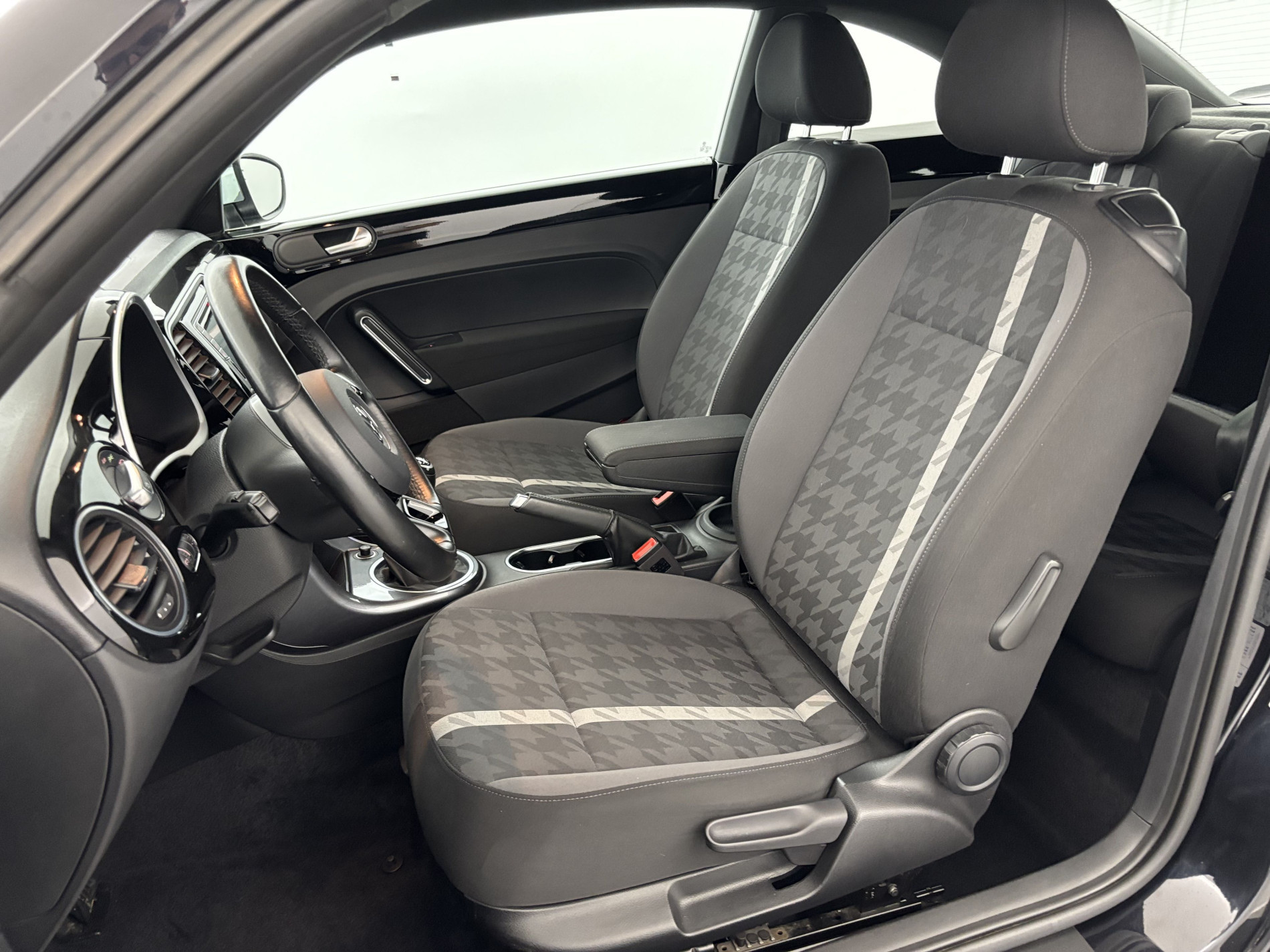 Vente en ligne Volkswagen Coccinelle 1.2 TSI 105ch Origin au prix de 15 980 €