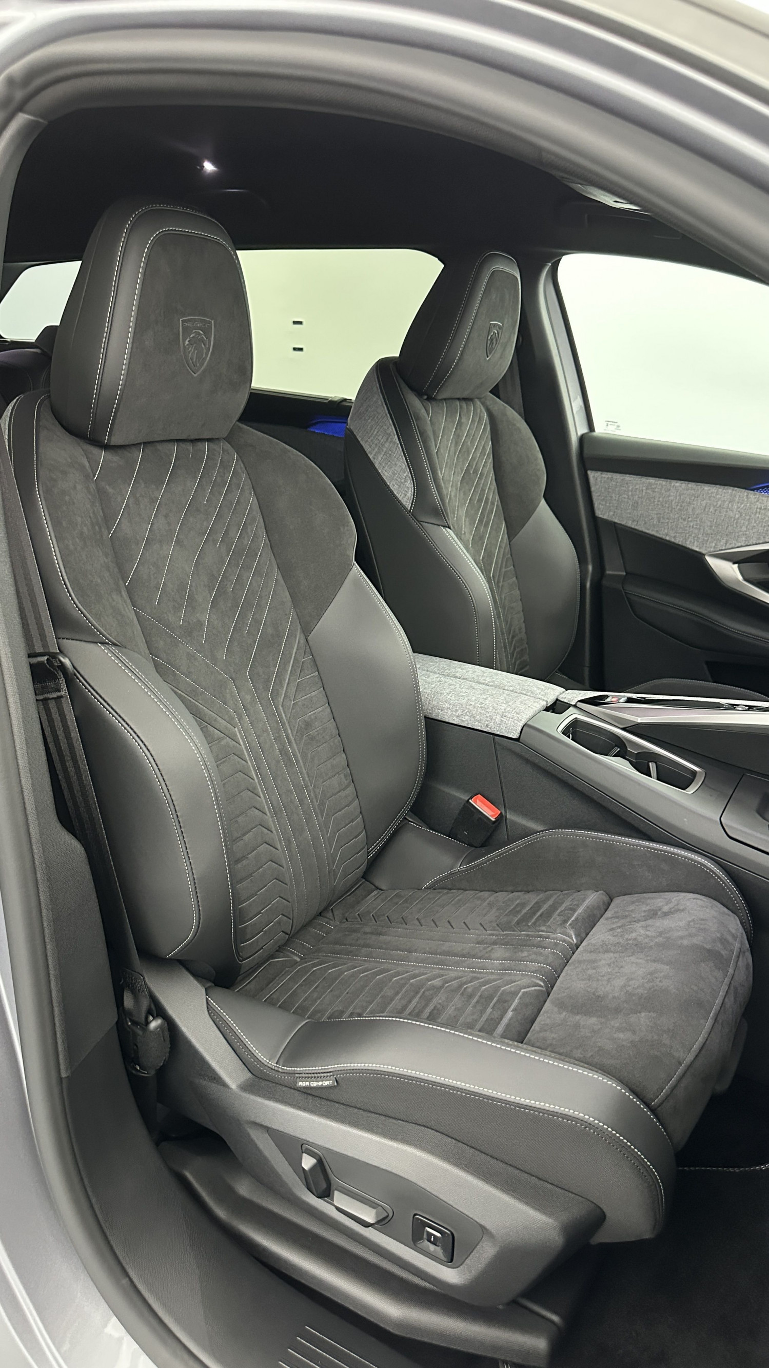Vente en ligne Peugeot 5008 5008 III 1.2 Hybrid 145ch GT e-DCS6 au prix de 33 910 €