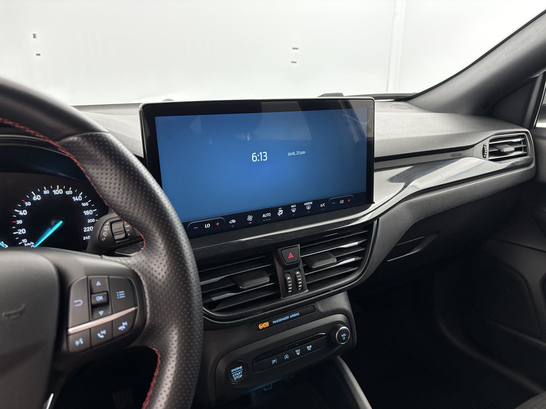 Vente en ligne Ford Focus SW 1.0 EcoBoost 125ch ST-Line au prix de 16 990 €