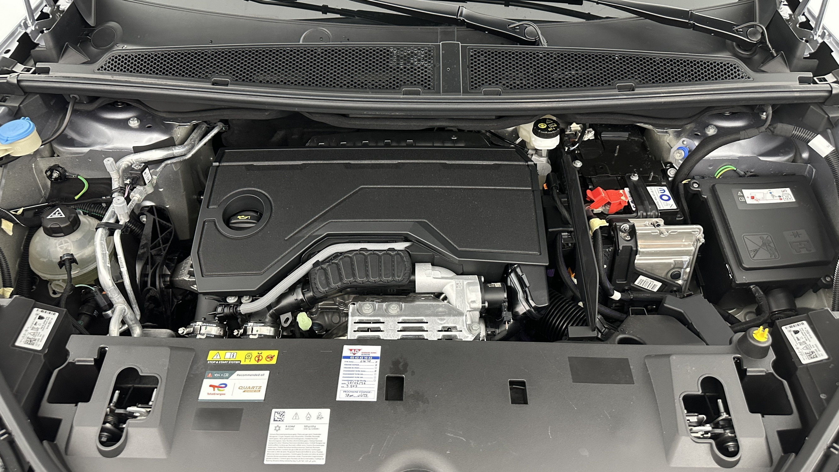 Vente en ligne Peugeot 5008 5008 III 1.2 Hybrid 145ch GT e-DCS6 au prix de 33 910 €