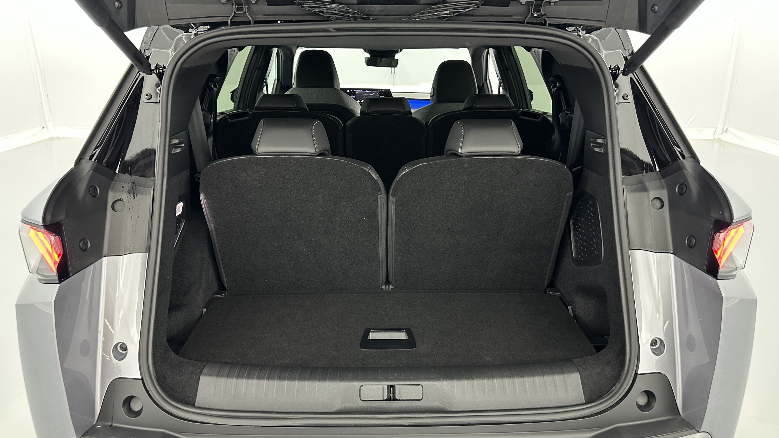 Vente en ligne Peugeot 5008 5008 III 1.2 Hybrid 145ch GT e-DCS6 au prix de 33 910 €