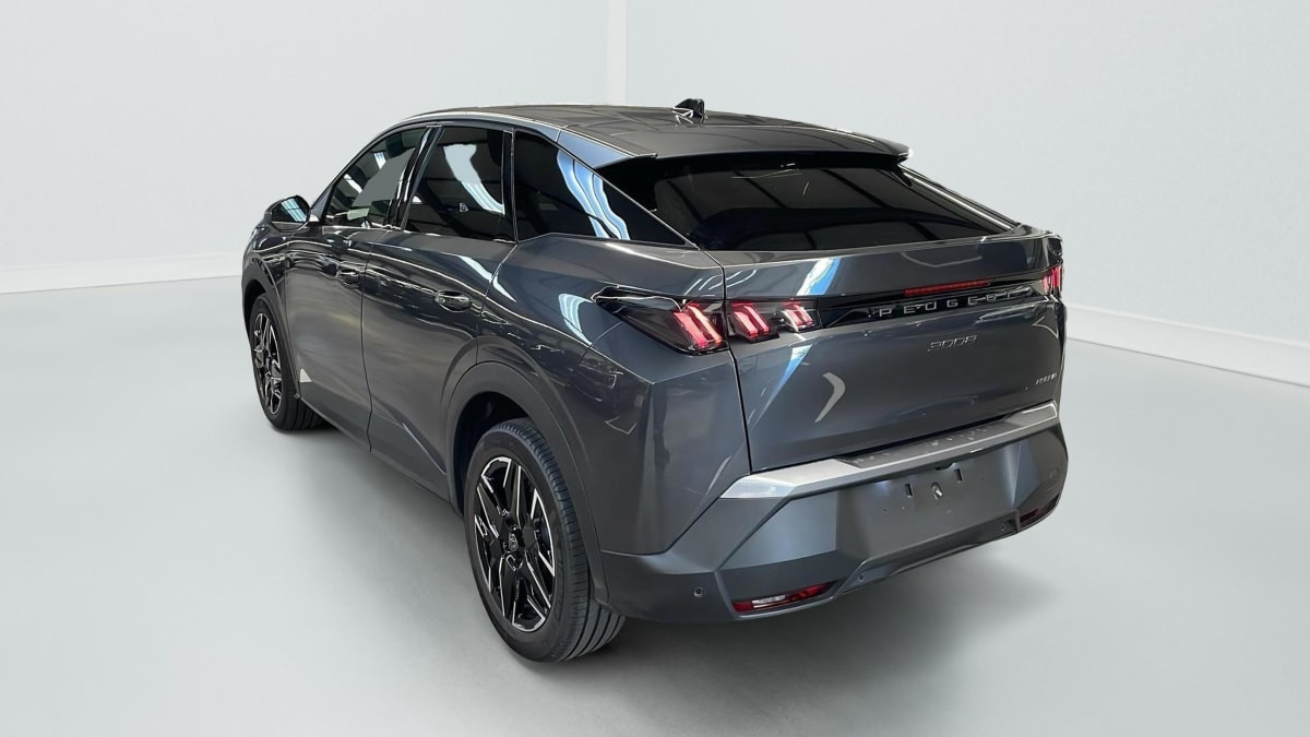 Vente en ligne Peugeot 3008 Hybrid 145 e-DCS6 Allure au prix de 28 510 €
