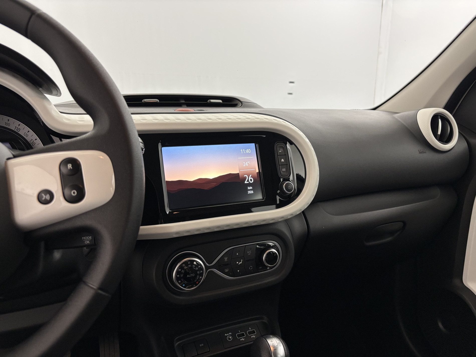 Vente en ligne Renault Twingo 3 E-Tech Electric Equilibre R80 Achat Intégral au prix de 11 990 €