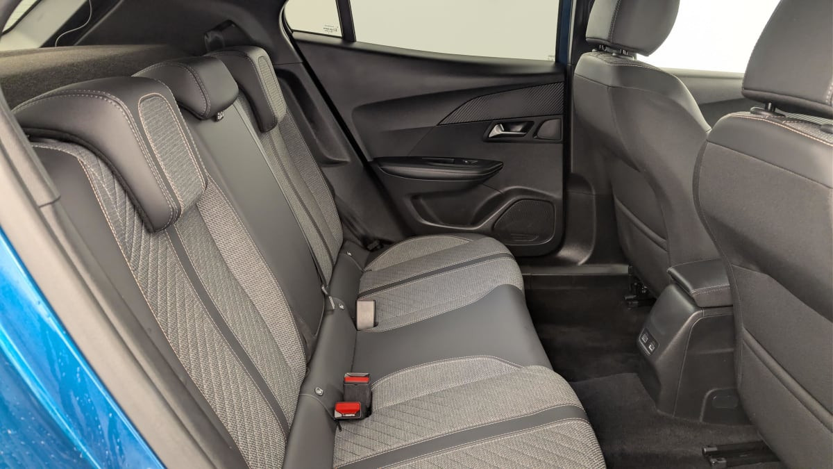 Vente en ligne Peugeot 2008 100 S S BVM6 Allure au prix de 18 400 €